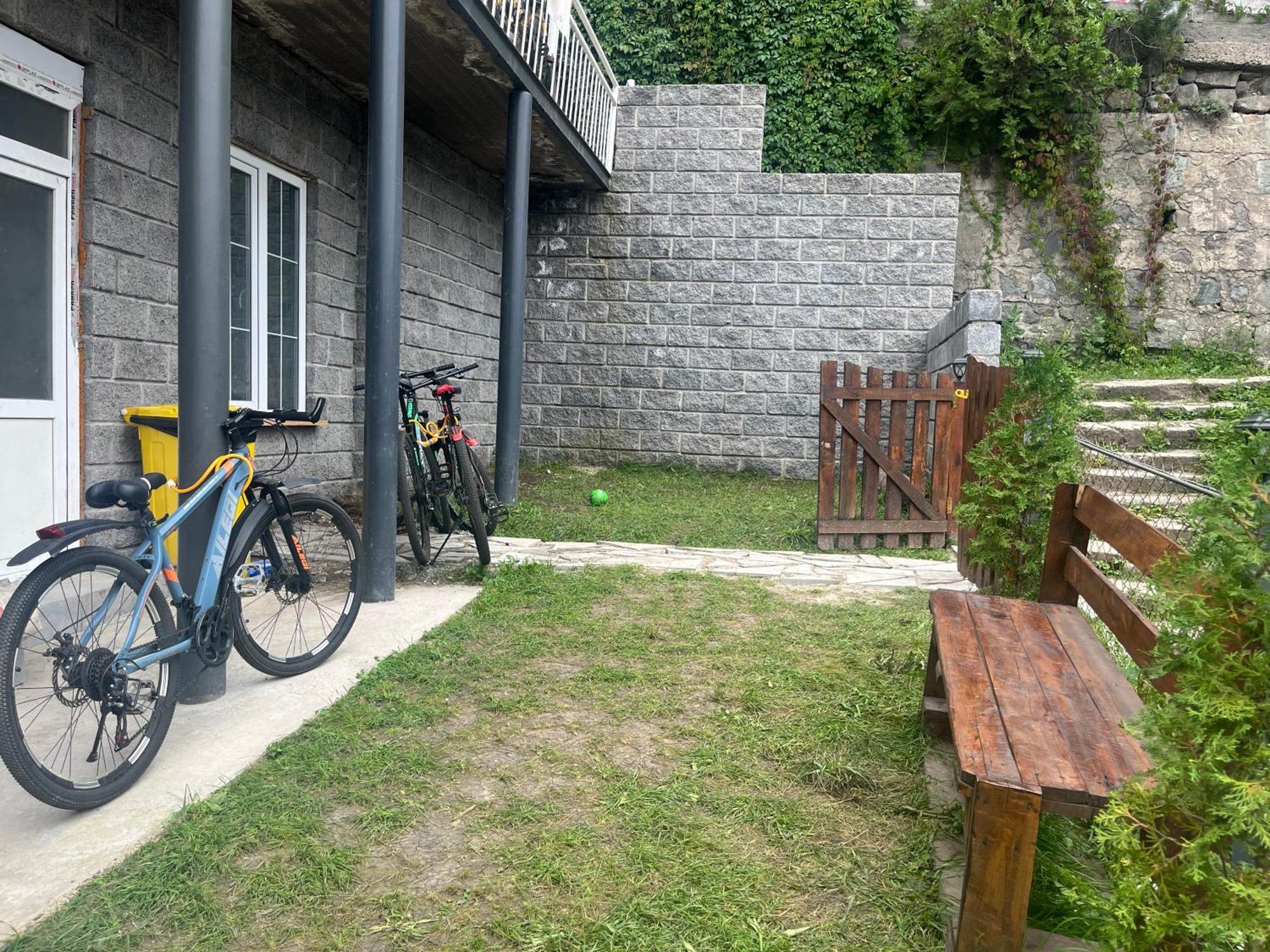Hostel La Casa Dilijan Exterior photo