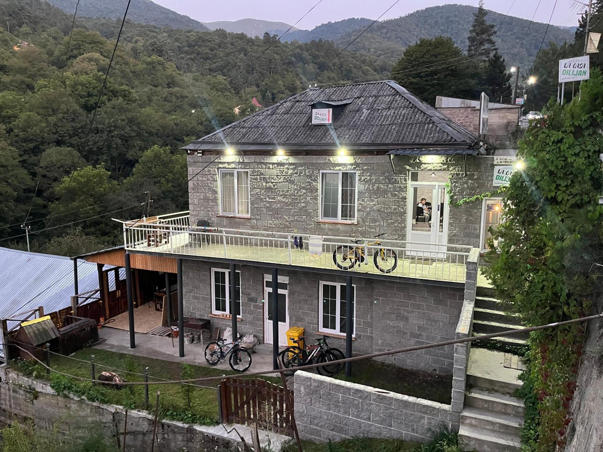 Hostel La Casa Dilijan Exterior photo
